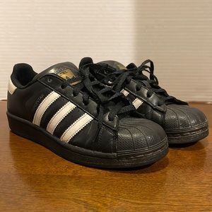 Adidas Superstar Sneakers Black White Gold Casual Shoes EG4959 Young Size 4.5